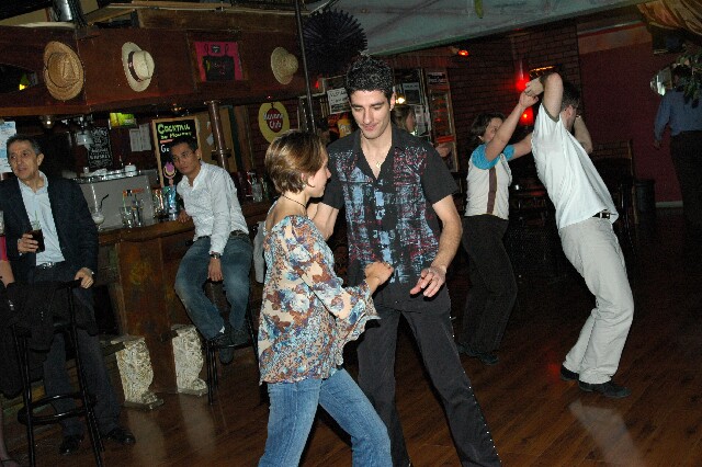 min 2006 02 19 sharkys 104
